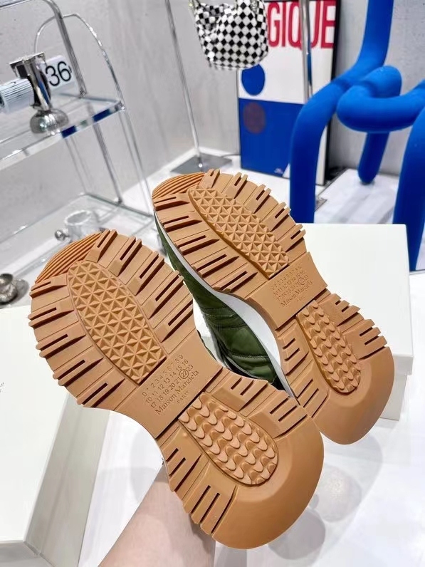 Women's high heels